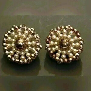 Vintage circular beaded clip on earrings